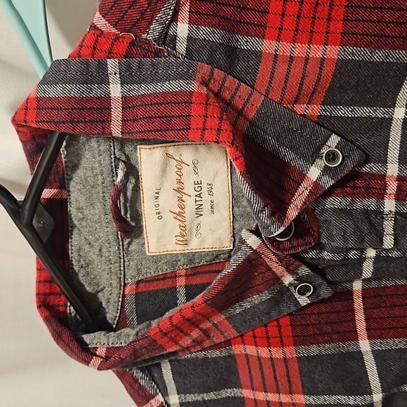 Lot of men's flannels - Picture 2 of 8